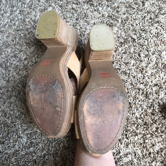 Toms Honey Suede Women’s Ibiza Sandals - Picture 3 of 4